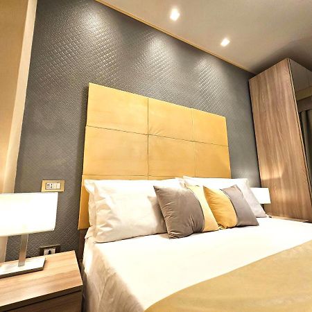 ليتشي Astoria Supreme - Modern Boutique Suites المظهر الخارجي الصورة